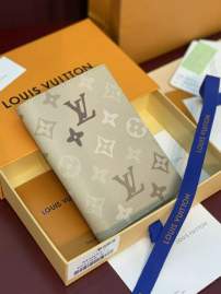 Picture of Louis Vuitton Wallets _SKUfw240693229fw
